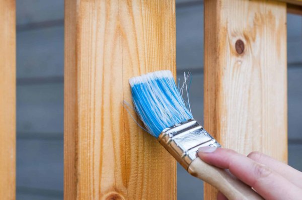 Quelle texture de peinture choisir pour un mur exposé au soleil dans un climat chaud ?